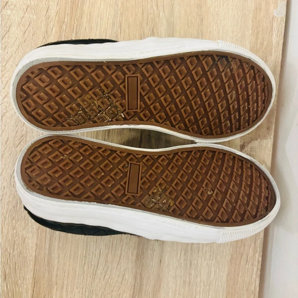 Mudd Kids Slip On Sneakers Black Faux Leather Shoes